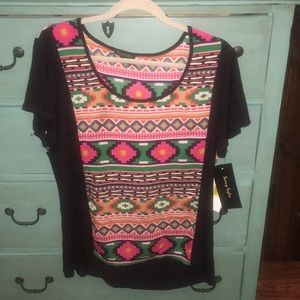 Sunny Taylor Short Sleeve Top w/ an Aztec Print XL